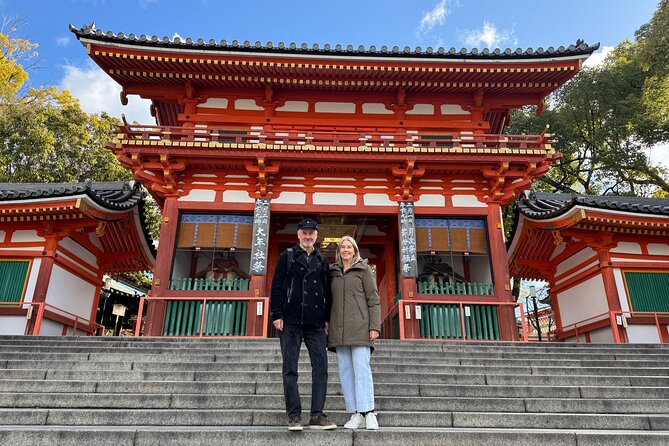 Kyoto Early Bird English Tour: Fushimi Inari & Gion(Private opt) - What the private guide adds to the morning