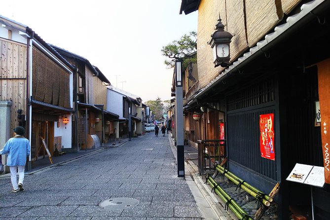 Kyoto Early Riser Platinum One-Day Walking Tour - Fushimi Inari and its thousands of red gates