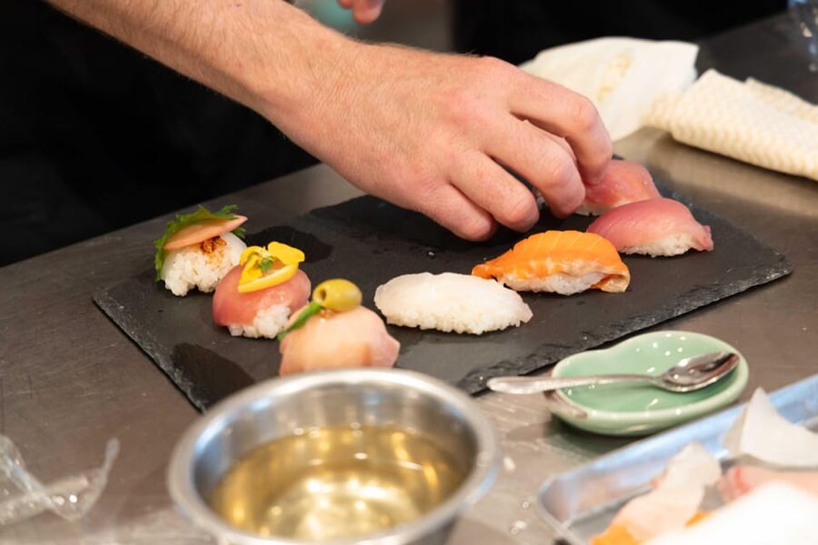Kyoto: Enjoy Sushi & Market Tour! Best for Family & Couple! - Three sushi forms, three different ways to work