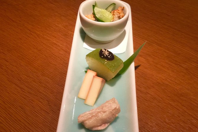 Kyoto Evening Gion Food Tour Including Kaiseki Dinner - Gion Shirakawa and Hanamikoji Street