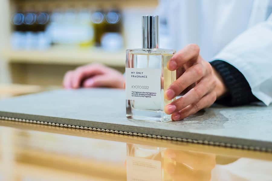 kyoto:Experience creating one-of-a-kind special fragrances - Practical tips for getting a better blend