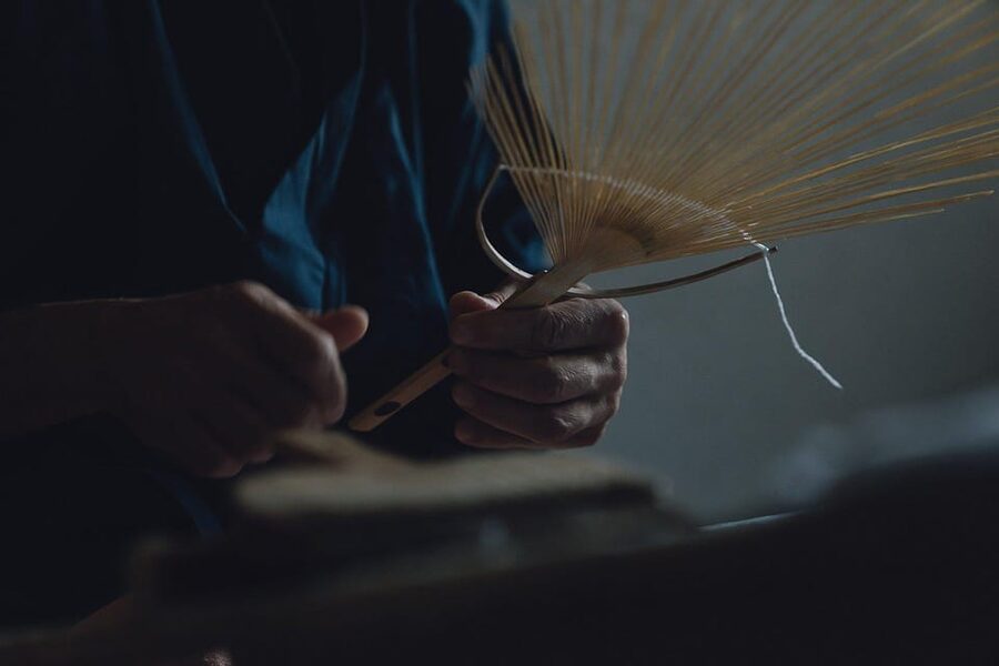 Kyoto:Explore & Create Your Own traditional KYOMARU UCHIWA - The workshop tour and seasonal fan work