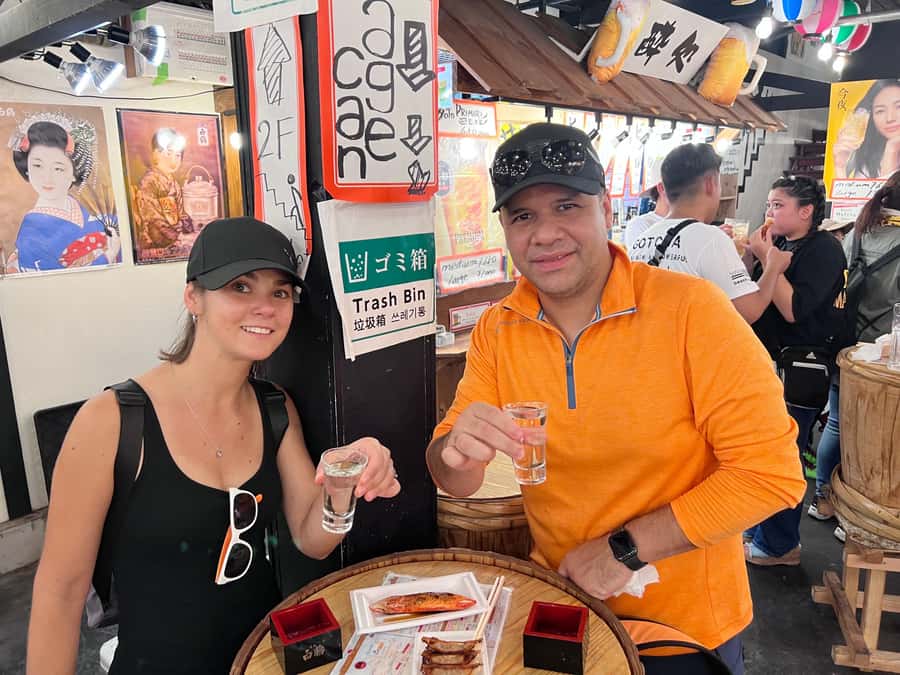 Kyoto: Food and Drink Bar Hopping Tour with Local Guide - Kyoto food culture, one small restaurant at a time