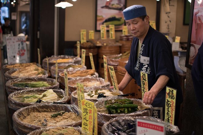 Kyoto Foodie Night Tour - Nishiki Market: 25 minutes of small bites