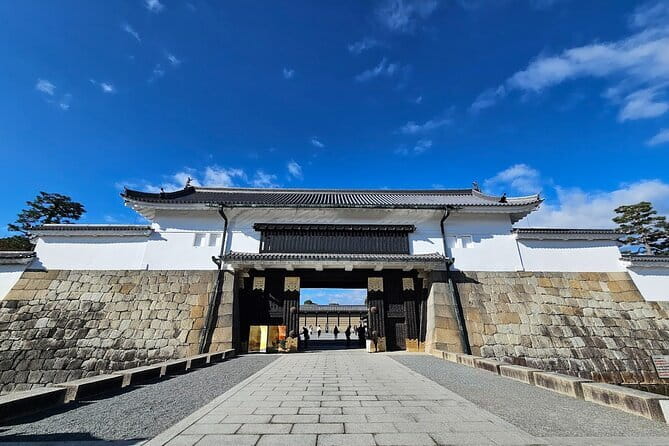 Kyoto Full Day Sightseeing Tour from Osaka or Kyoto - Heat, rain, walking, and group size
