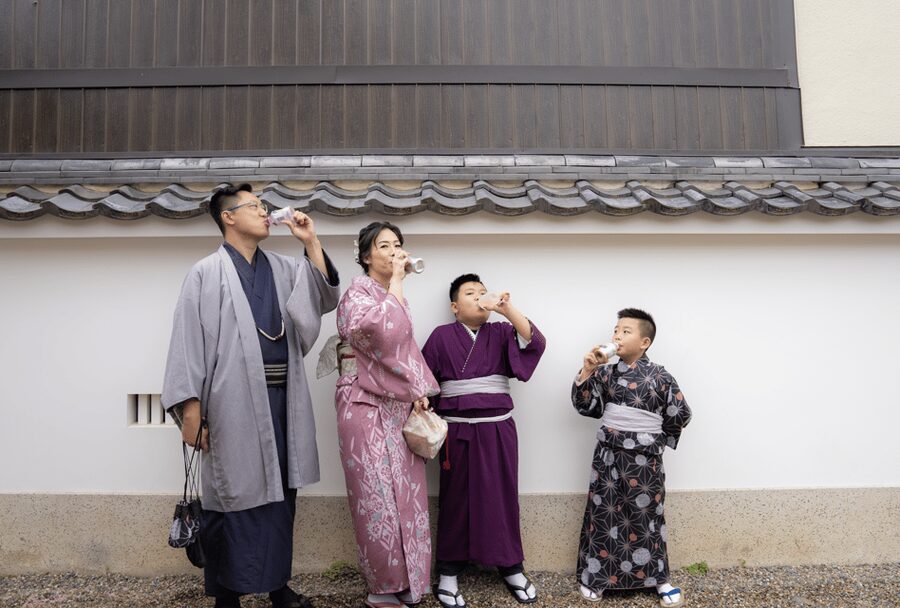 Kyoto: Fully-Customized One-day Private Tour - Meeting your guide and getting around