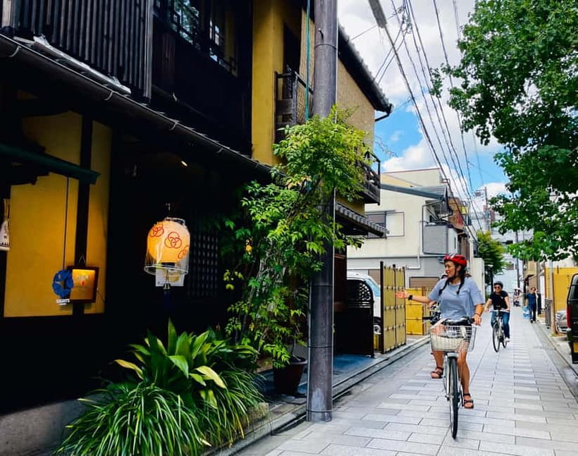 Kyoto: Fushimi Inari Shrine and Tofukuji Temple E-Bike Tour - Starting near Higashiyama-Sanjyo