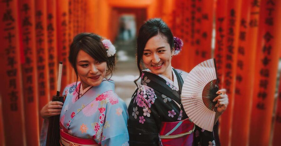 Kyoto: Fushimi Inari Shrine Private Photoshoot - What happens at the Senbontorii photo stop