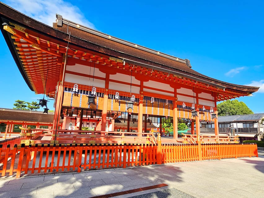 Kyoto: Fushimi Inari Taisha Guided Walking Tour - Meeting at Daily Yamazaki Fushimi Inari Shrine