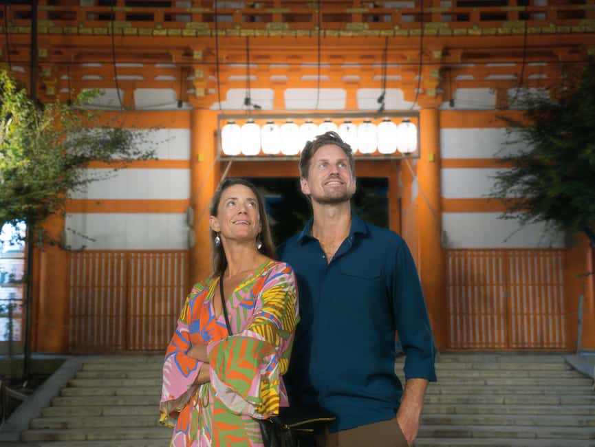 Kyoto: Gion and Higashiyama Walking Tour - A Shinto shrine, a glowing pagoda, and a Zen temple