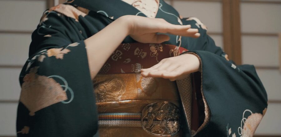 Kyoto: Gion Cultural Walk with Geisha Show - Walking through Gion for 1.5 to 2 hours