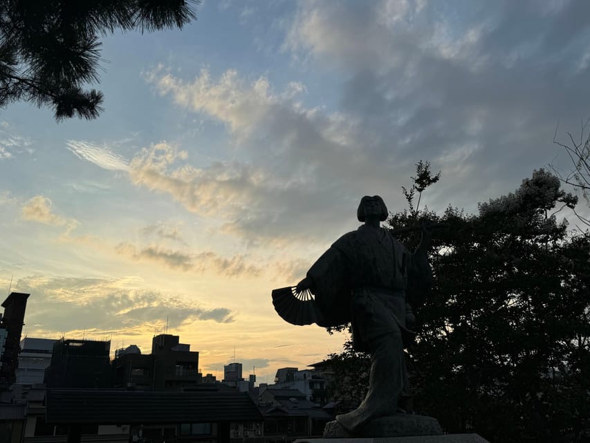 Kyoto: Gion & Geisha district evening tour - Why an evening walk suits Kyoto’s geisha districts