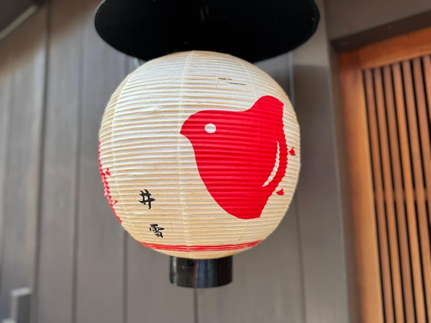 Kyoto: Gion Geisha District & Yasaka Shrine Walking Tour - Why Gion makes a good walking tour