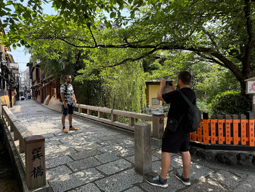 Kyoto: Gion Geisha District & Yasaka Shrine Walking Tour - Weather, timing, and practical expectations