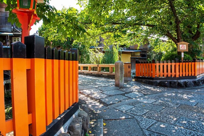 Kyoto Gion Historical Walking Tour - Chion-in’s enormous Sanmon gate