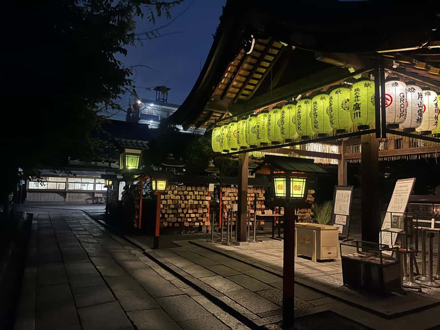 Kyoto: Gion Magical Night Walking Tour with Geisha Insights - Matchmaking shrine and the glowing pagoda