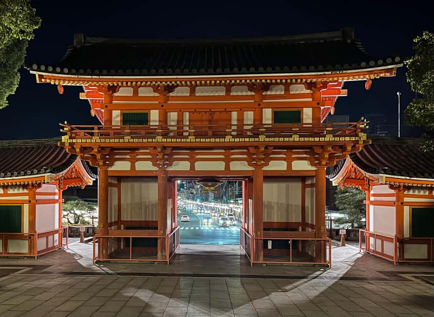 Kyoto: Gion Magical Night Walking Tour with Geisha Insights - What the small group changes