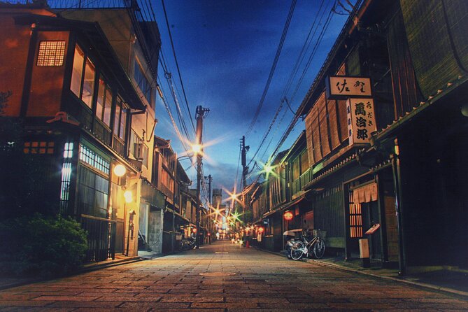 Kyoto Gion Morning Walk: Zen, Temples, Geisha District & Secrets - Ninenzaka, stone steps and traditional shops