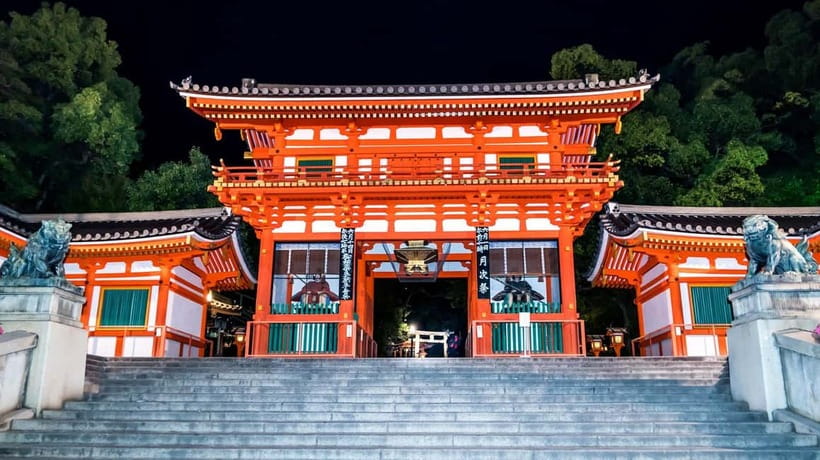 Kyoto: Gion Night Tour Stories of Geisha and Maiko - Why Gion works best at dusk