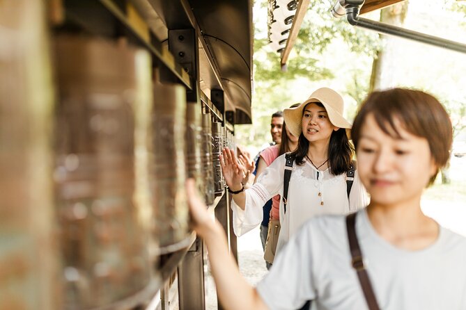 Kyoto Gion Private Tour with a Local Guide – Geisha District - Hanamikoji and the character of old Kyoto