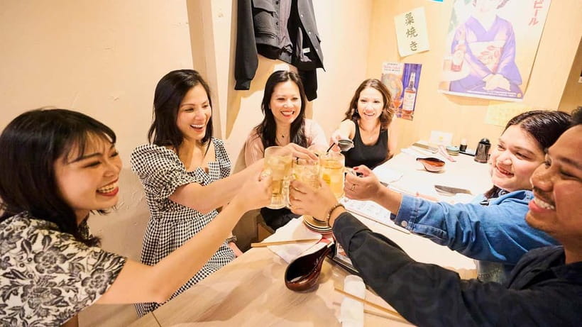 Kyoto: Guided Food Tour with 12 Dishes & 3 Drinks - The first local restaurant: a useful introduction to Japanese food