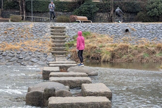 Kyoto Heritage Run - Venture through historical Kyoto landmarks - Maruyama Park, Yasaka Shrine, and Gion