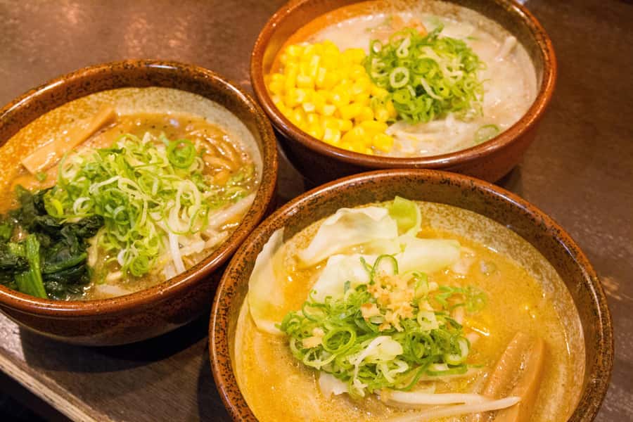 Kyoto: Hidden Gem Food Tour in Fushimi - Taiyaki brings a sweet or savory start