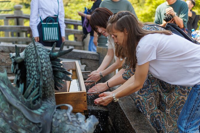 Kyoto Hidden Treasures: Special Temple & Garden Access Tour - How the Guides Add Value