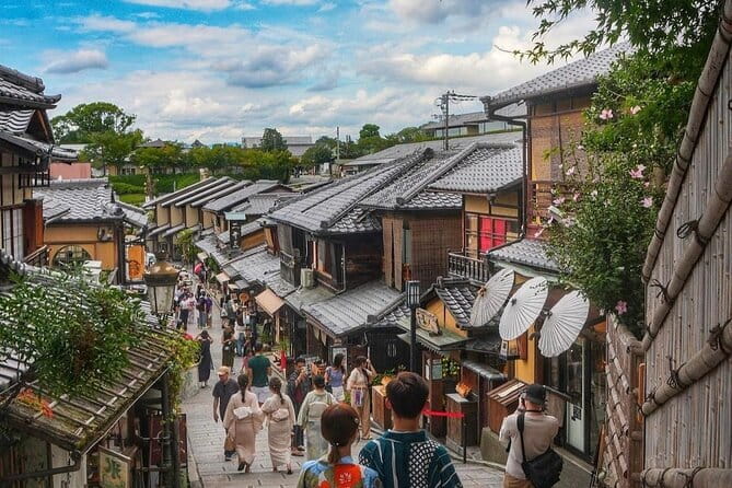 Kyoto Highlight Private Tour with English Speaking Driver - Ginkakuji needs a booking check