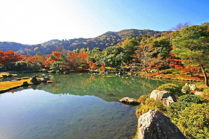 Kyoto Highlights: Arashiyama & Fushimi Inari by Private Car - Key points at a glance