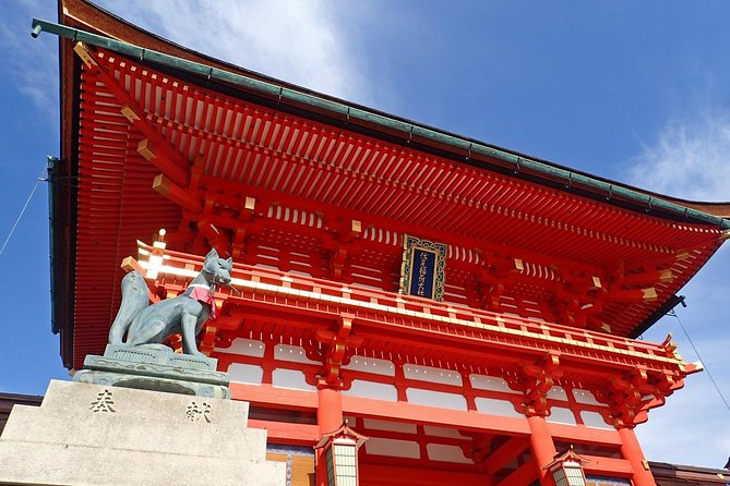Kyoto Highlights: Arashiyama & Fushimi Inari by Private Car - Fushimi Inari and its thousands of red gates