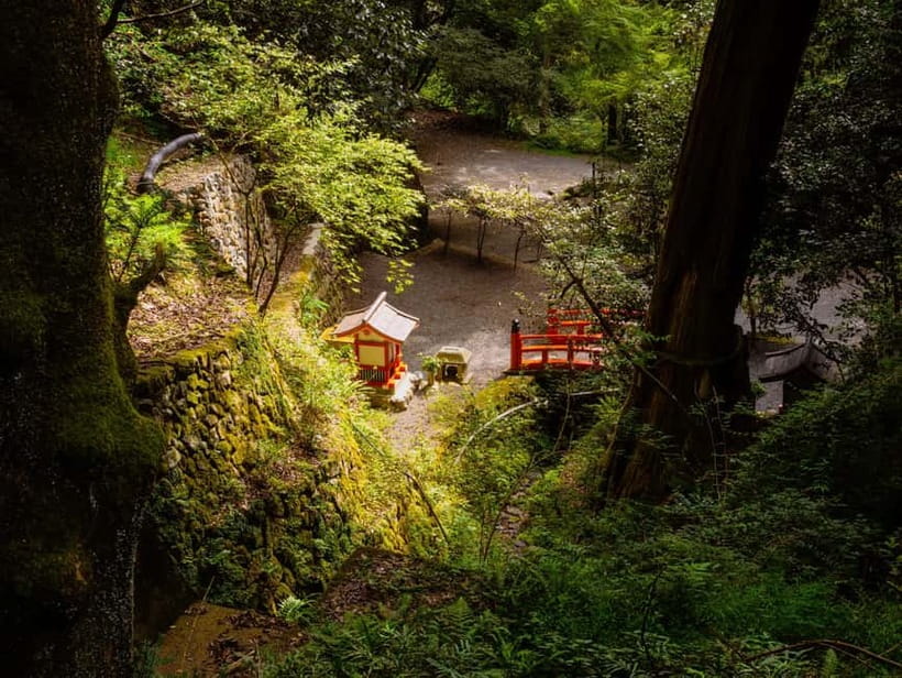 Kyoto: Hike and Hot Springs in Kurama - Kibune Shrine and prayers for good relationships
