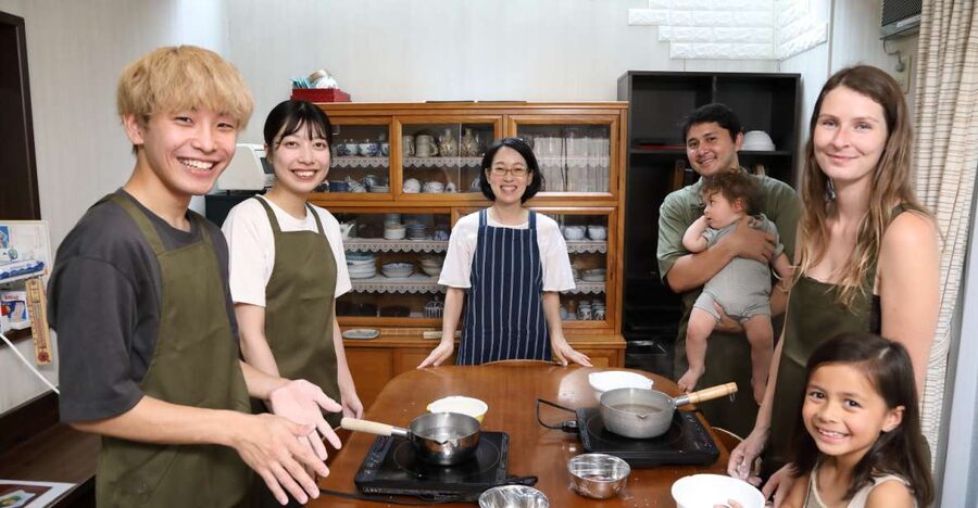 Kyoto Home Cooking Class ＆Supermarket tour near Fushimiinari - Key points at a glance