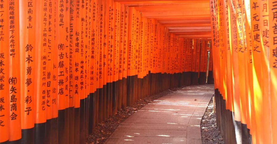 Kyoto: Immersive Arashiyama & Fushimi Inari by Private Car - Arashiyama’s bamboo grove is famous for a reason