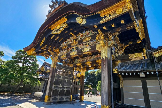 Kyoto Imperial Palace & Nijo Castle Guided Walking Tour - 3 Hours - Entering Nijo Castle and the world of the shoguns