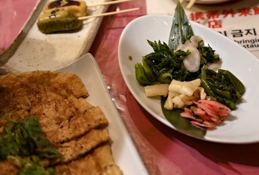 Kyoto: Izakaya Food Tour with Local Guide - What is included, and where costs can grow