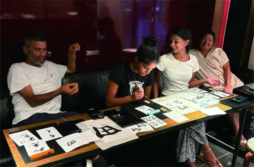 Kyoto: Japanese Calligraphy Class - Turning practice strokes into a scroll