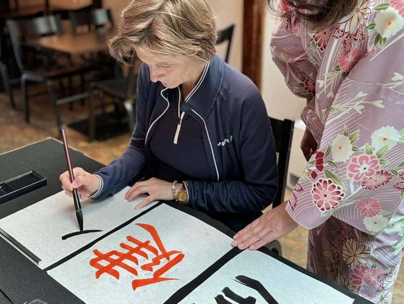 Kyoto: Japanese Calligraphy Workshop - Creating the final rice-paper artwork