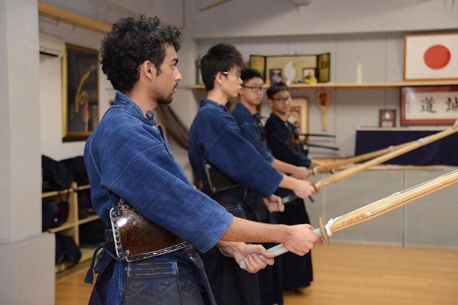 Kyoto: Kendo Samurai Experience Tour - Learning to Strike With a Bamboo Sword