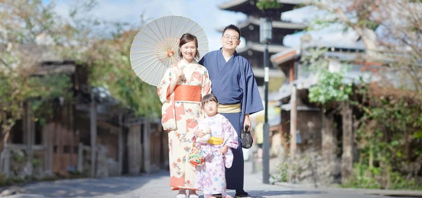 Kyoto Kimono Rental mimosa|Kimono/Yukata Rental Family Plan - Choosing a kimono for adults and children