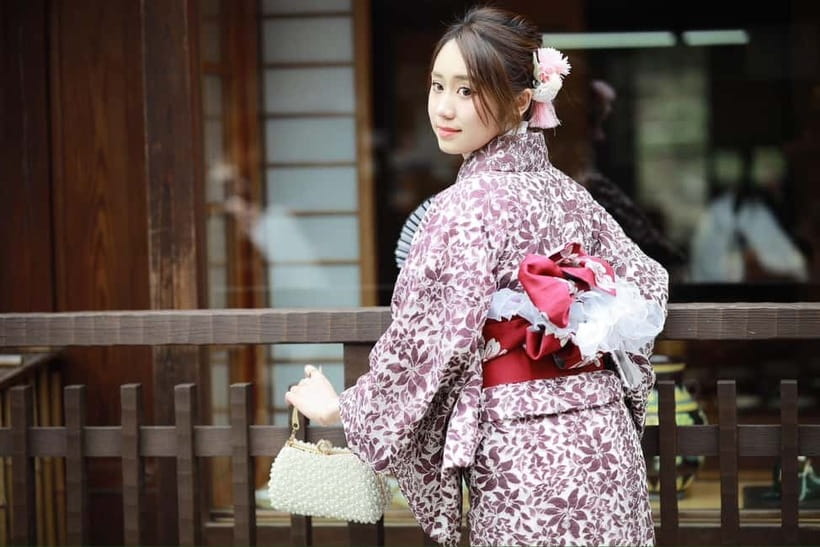 Kyoto: Kimono/Yukata Rental 5 Minute from Kiyomizu-dera - Walking from the shop to Kiyomizu-dera