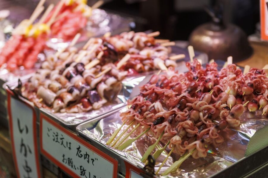 Kyoto: Local Food Tasting Tour at the Nishiki Market - What the guide adds to the day