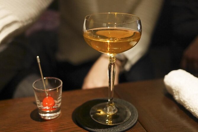 Kyoto Luxury Sake, Whisky and Cocktail Tour - Minami-za and the character of central Kyoto