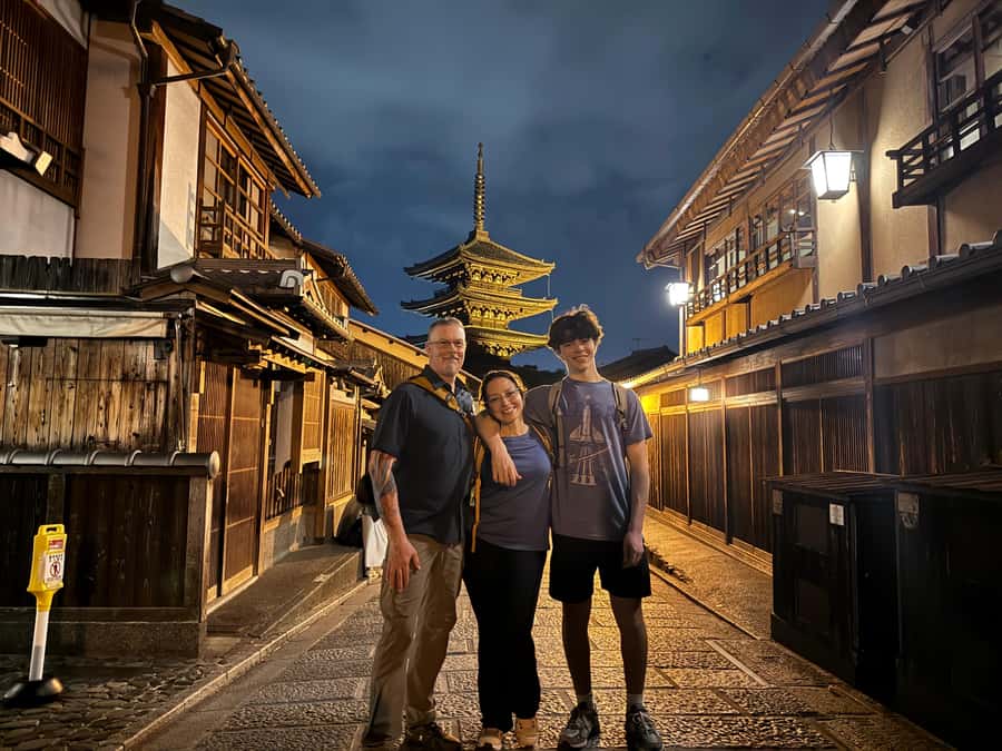 Kyoto Magic Night Walk: Gion & Fushimi Inari(Private Option) - Fushimi Inari under the evening lights