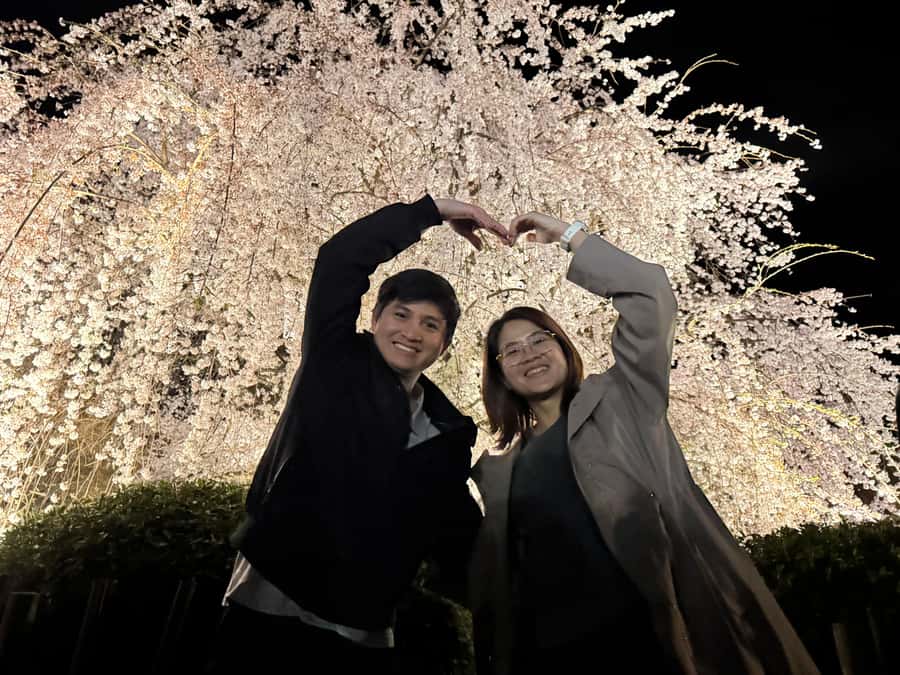 Kyoto Magic Night Walk: Gion & Fushimi Inari(Private Option) - What the guide adds to the evening