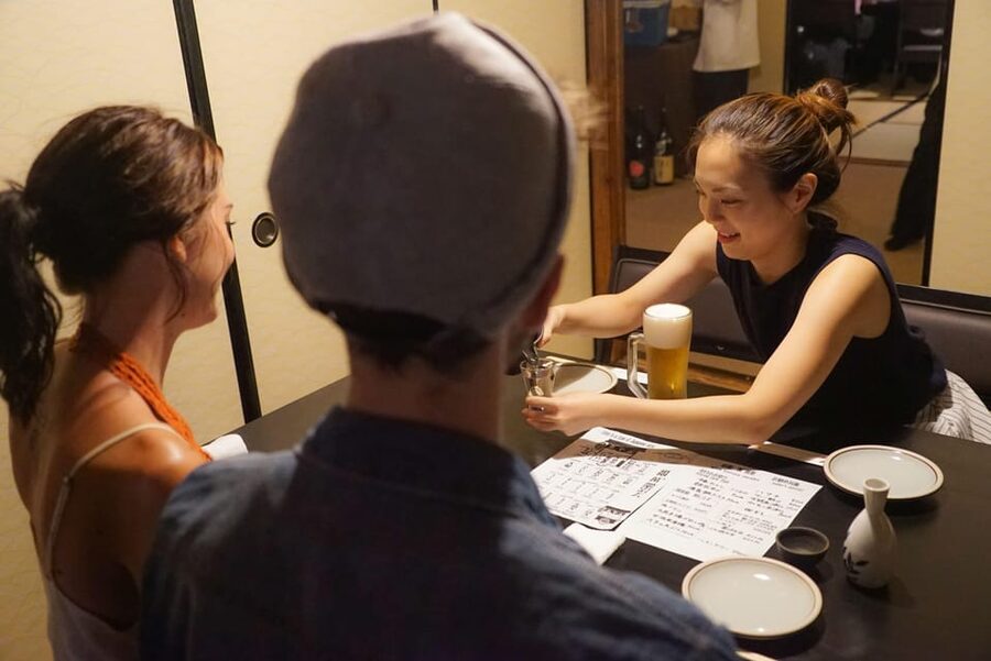Kyoto: Maiko Dinner in Traditional Restaurant and Tour - Meeting at Gion Shijo Station