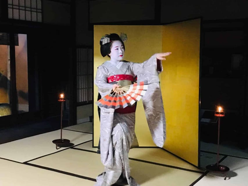 Kyoto: Maiko Happy Hour at a Historic Machiya - Buyō and Classical Music in a Wooden Townhouse