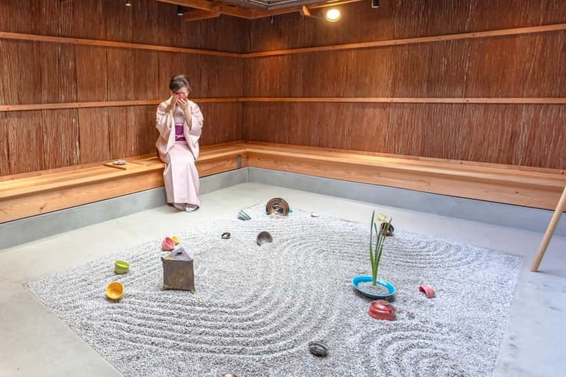 Kyoto: Make Zen Garden and Taste Matcha in Pottery Shop - Why the machiya setting matters