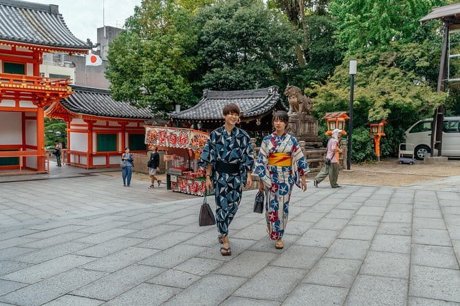 Kyoto&Nara Private Highlights Tour with English driver Pickup - Nara Park: deer, open space, and mixed expectations