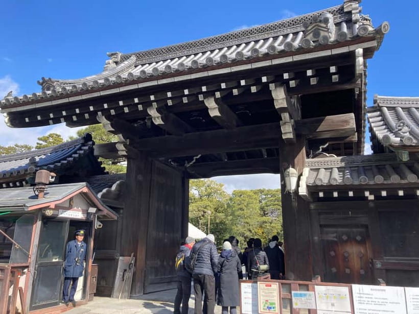 Kyoto: Nijo Castle and Kyoto Imperial Palace Guided Tour - Starting at Nakadachiuri Gate